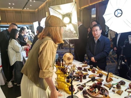 百场万企拓市场电商助力浙江江山高质量发展开云 开云体育官网(图2)