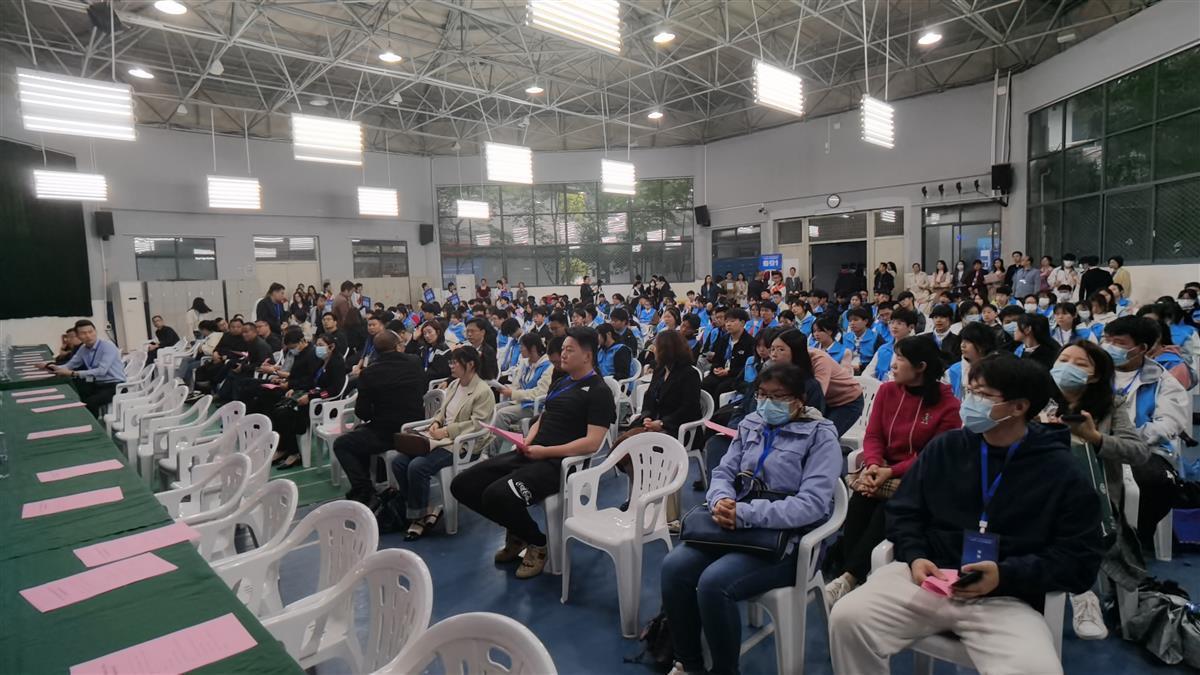 开云体育 kaiyun.com 官网入口湖北省中职生电子商务技能对决 武汉市财贸学校揽下两组“头奖”(图2)