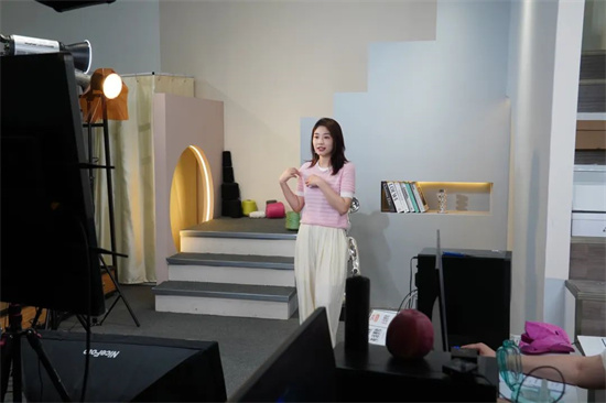 跨境电开云体育 Kaiyun.com 官网入口商--中国网浙江新闻(图2)