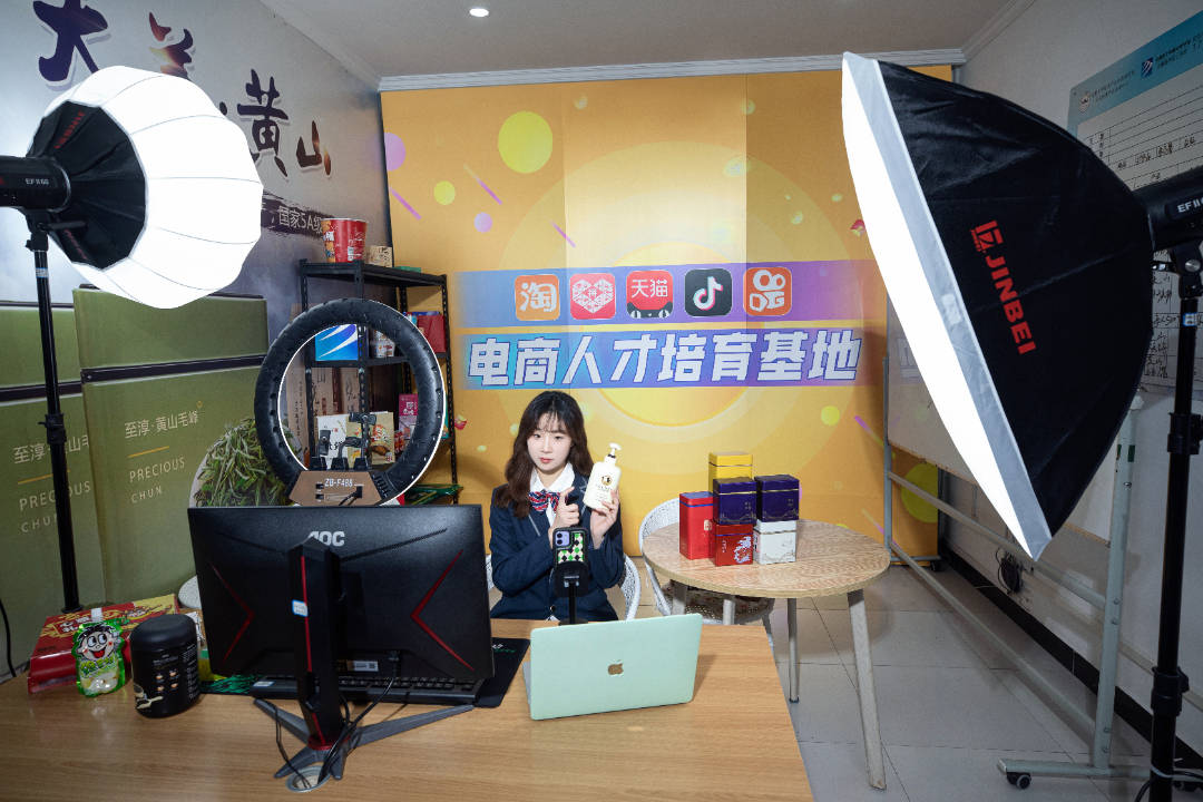 闪亮而自信！这几个专业真的适合女孩开云体育 开云官网子学！(图3)