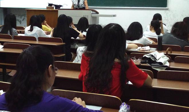 大专女生：这5个专业不建议报实用性很低薪开云 开云体育平台资待遇也不高(图4)