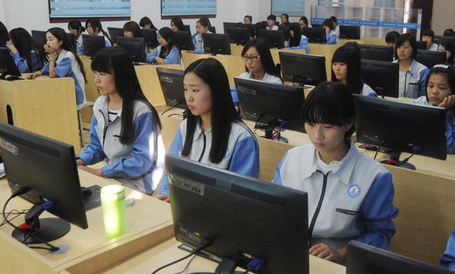 开云体育 Kaiyun.com 官网入口这6个不建议报考的大学专业比较鸡肋就业竞争压力太大(图4)