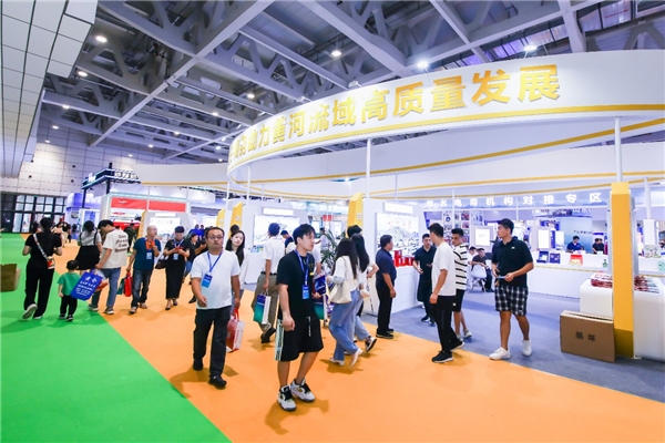 开云体育 开云平台千企参展大咖云集从电商博览会看济南电商经济成色几何(图4)
