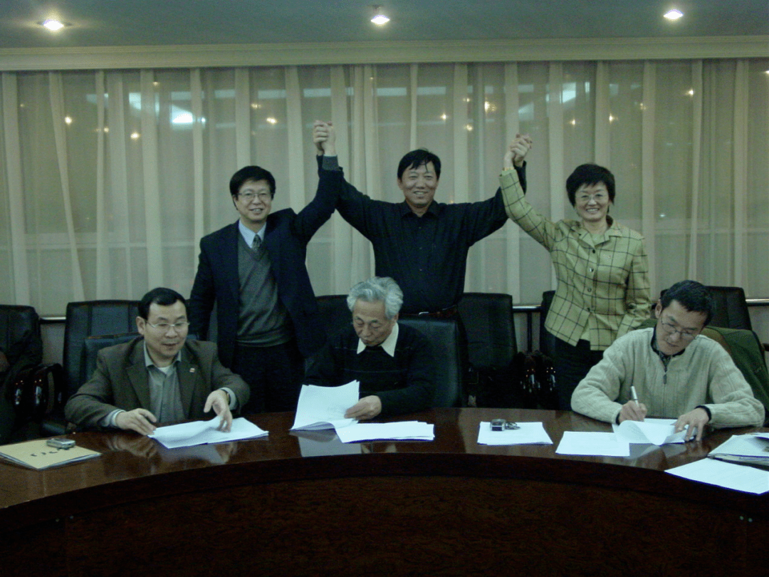 CFC十年 恩玖信息开云体育 开云官网咨询中心为什么要选择推动行业自律？(图2)