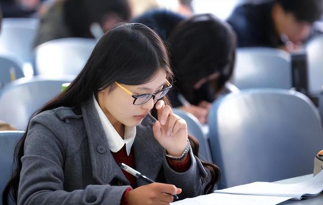 开云 开云体育平台10大热门专业排名第一名连续3年蝉联榜首最后一名令人意外(图2)