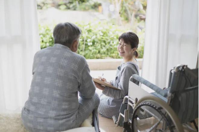 开云体育 Kaiyun.com 官网入口日本80岁“超节约”老父亲存够了1亿日元儿子担心他死前花不完！(图7)