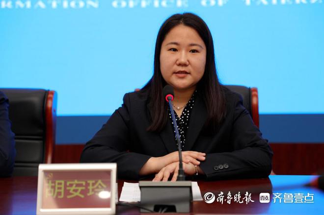 残疾学生最高发放一万元助学金!台儿庄区开云体育 开云平台惠残政策宣传解读来了(图4) 残疾学生最高发放一万元助学金!台儿庄区开云体育 开云平台惠残政策宣传解读来了(图4)