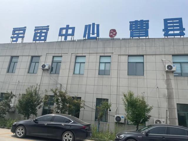 成开云 开云体育平台立半年爆卖4000多万被流量眷顾后这里的商家集体供不应求(图7)