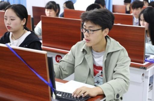 985毕业生后悔哭诉：选专业要避开五个专业或许高考白辛苦一场开云体育 开云平台(图4)